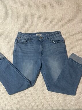 Warp + Weft Women's Medium Wash Ankle Jeans